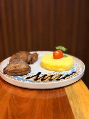 Beef Medallions With Garnish